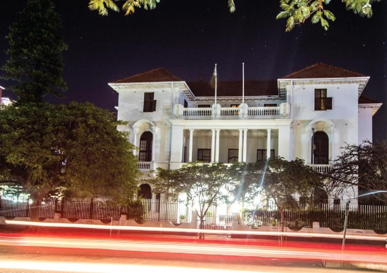 Bulawayo Club Hotel Exterior foto